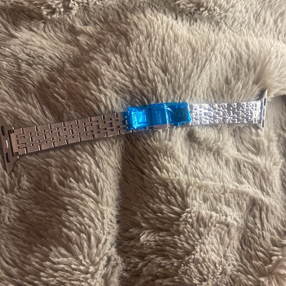 BRAND NEW SILVER BRACELET - Picture 2 of 5